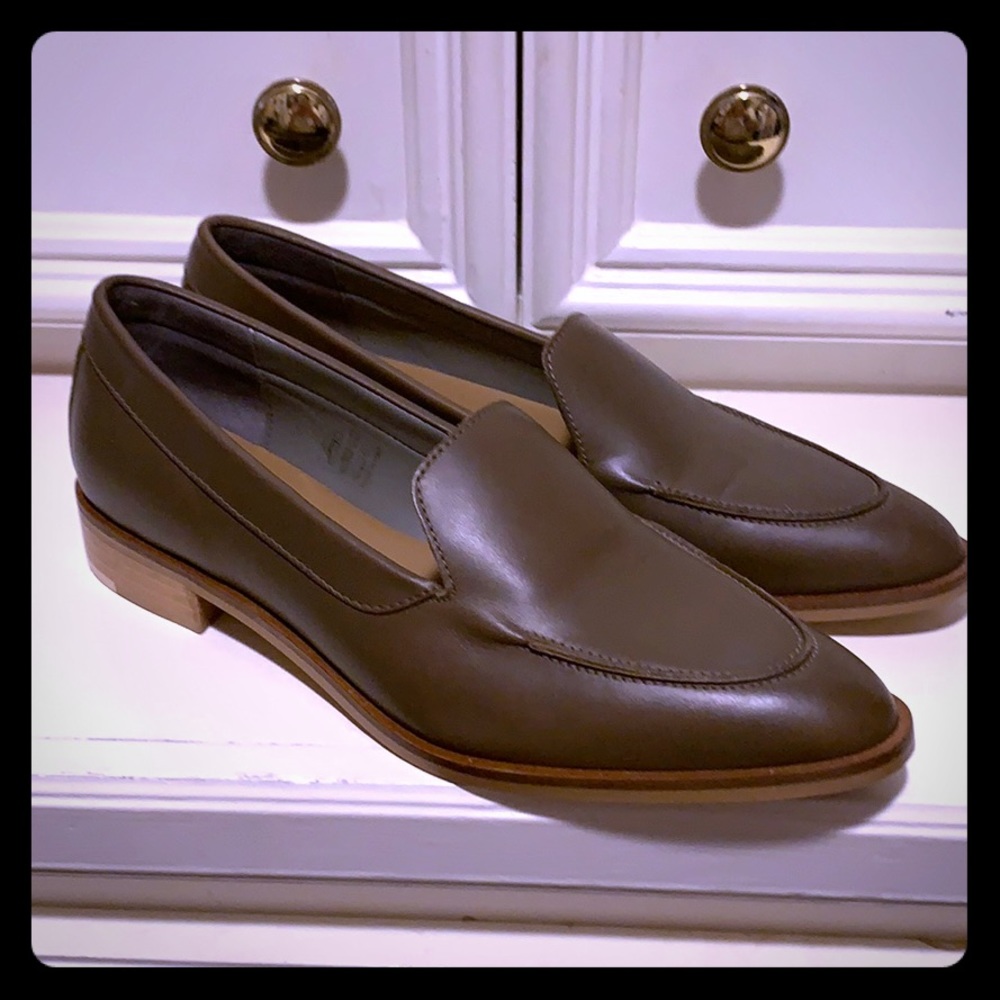 Everlane loafers, never worn.